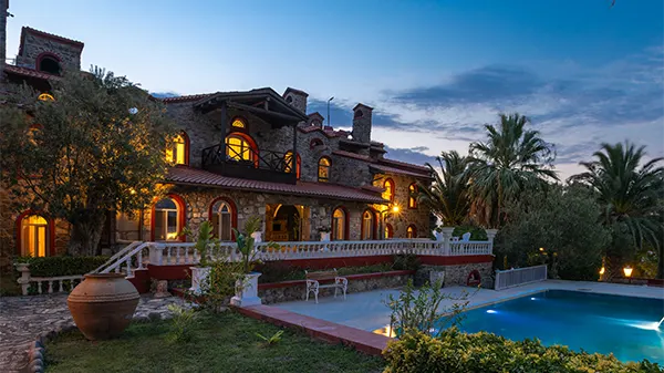 Taş Ev